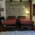 Konukevi Amsicora 8 3*