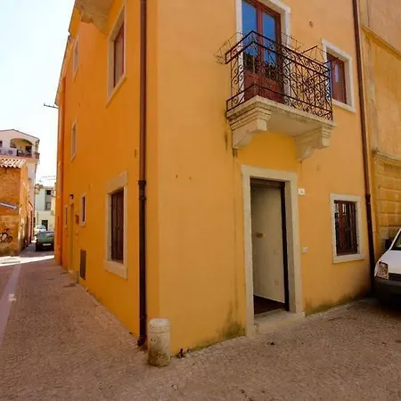 Amsicora 8