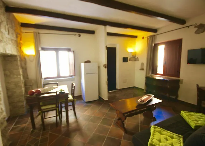 Amsicora 8 Guest house 3*