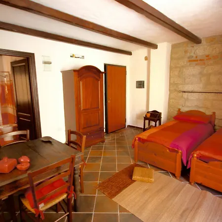 Amsicora 8 Maison d'hôtes Olbia