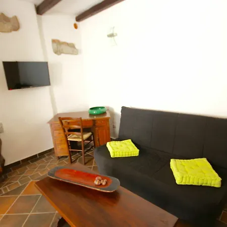 Amsicora 8 Guest house