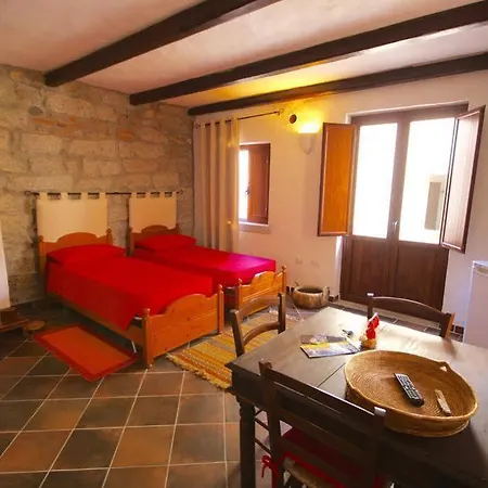 Guest house Amsicora 8 3*