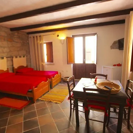 Amsicora 8 Maison d'hôtes